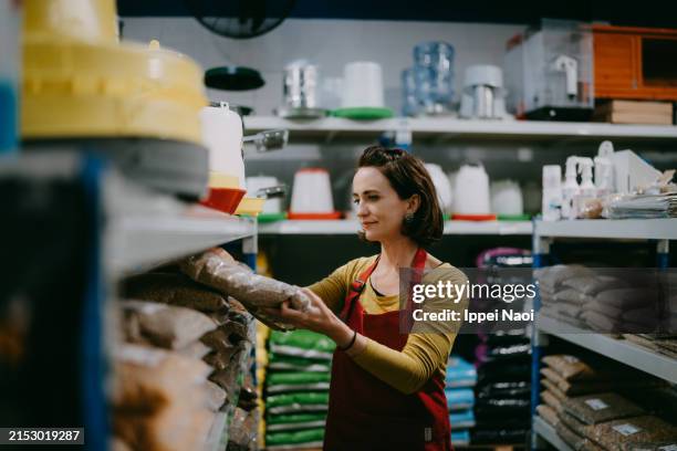 Restocking Things 516 Restocking Stock Photos, High-Res Pictures, and Images - Getty Images