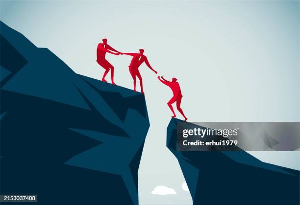ilustraciones, imágenes clip art, dibujos animados e iconos de stock de trabajo en equipo - montañismo