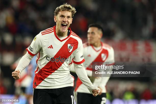 Colidio 1,351 El Monumental Stadium Stock Photos, High-Res Pictures, and Images ...