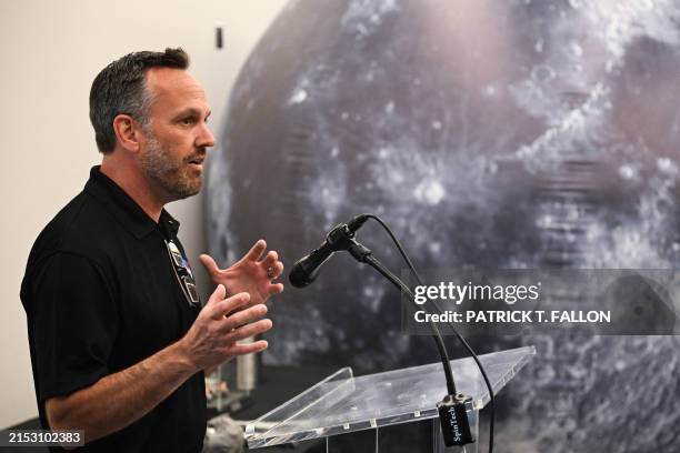 Alan Rhodes Nasa 8,746 Moon Walk Stock Photos, High-Res Pictures, and Images - Getty Images