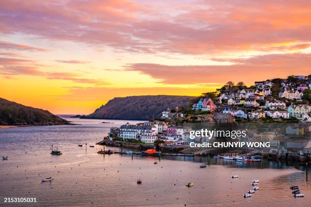 view of salcombe, devon - sul imagens e fotografias de stock