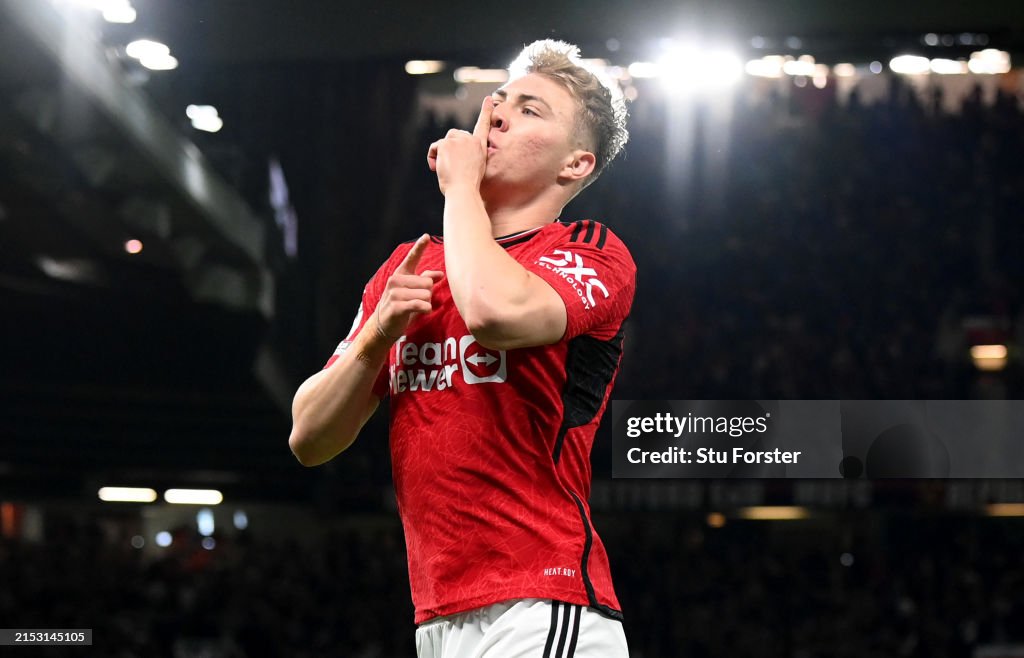 Manchester United v Newcastle United - Premier League