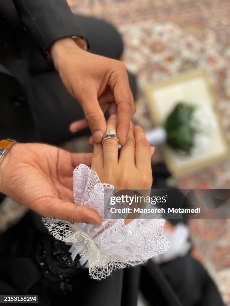 muslim wedding ceremony - irak stockfoto's en -beelden