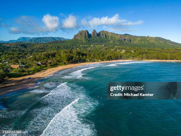 aerial view of a bay in hawaii in the morning - kauai hawaii surf stock pictures, royalty-free photos & images