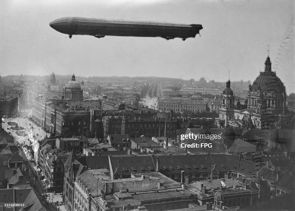 Zeppelin Front LZ Zeppelin flying over Central Berlin, Germany, August 1909. News ...
