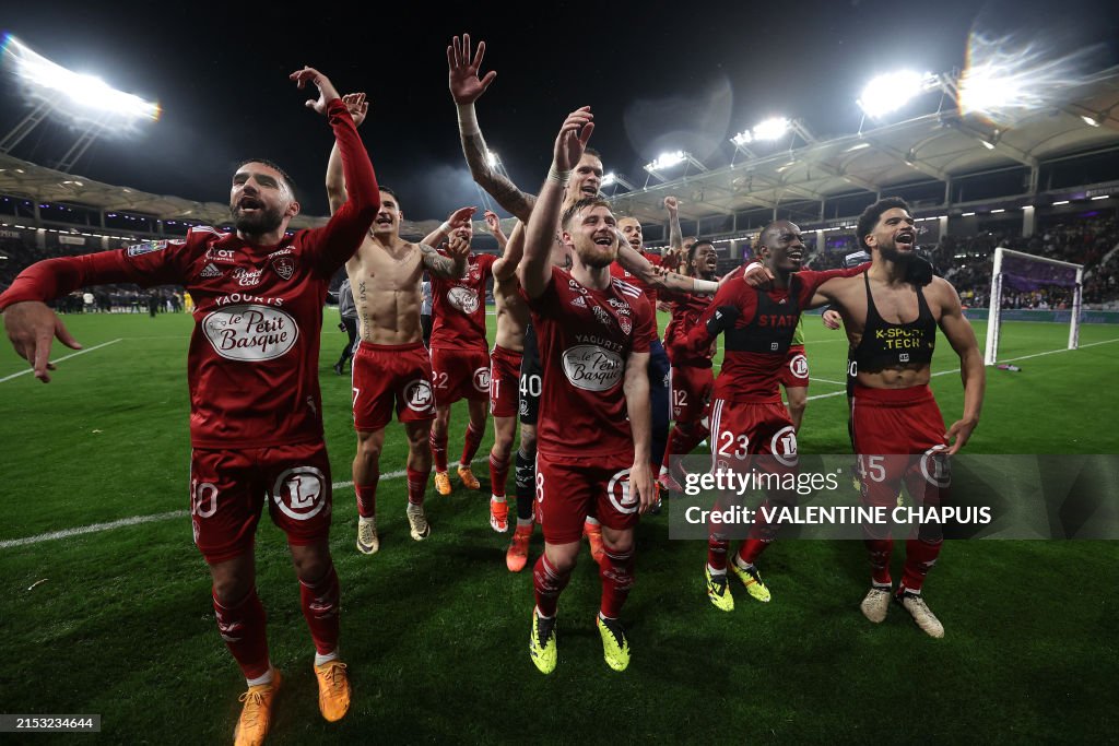 FBL-FRA-LIGUE1-TOULOUSE-BREST