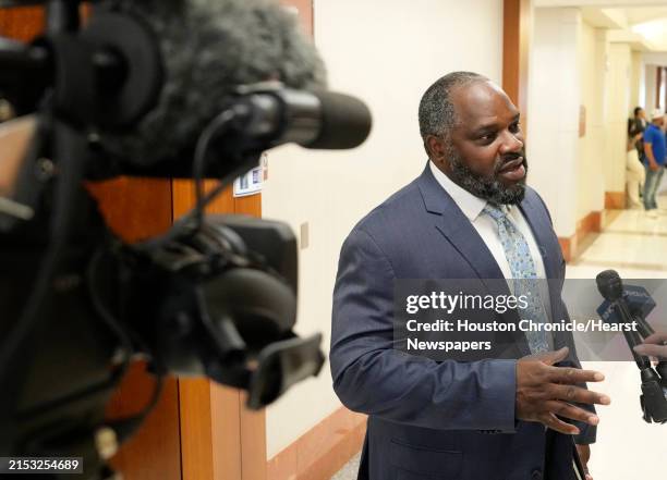 4,146 Kenneth Law Photos & High Res Pictures - Getty Images