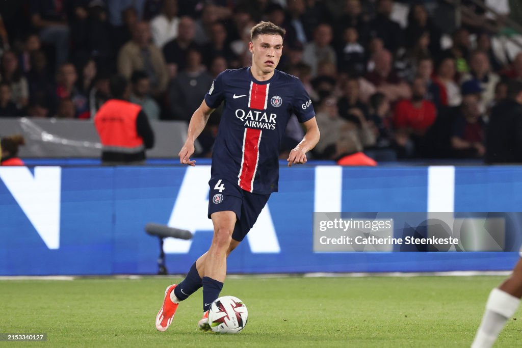 Paris Saint-Germain v Toulouse FC - Ligue 1 Uber Eats