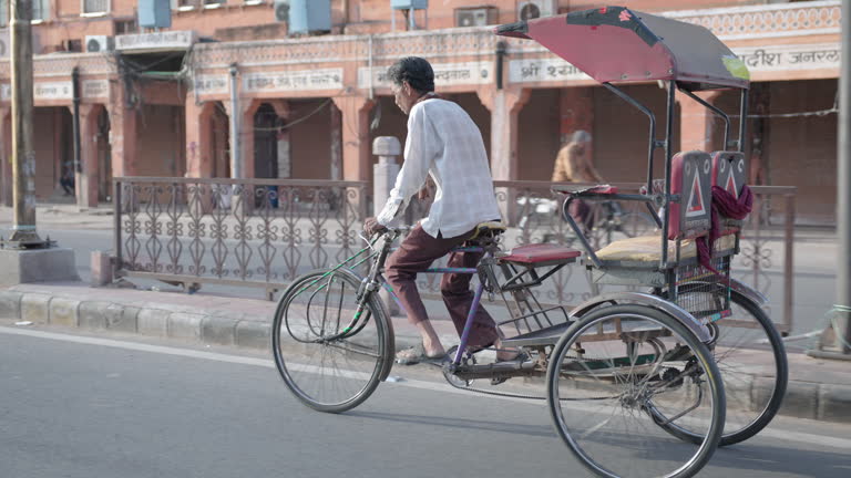 Cycle Ricksha 182 Cycle Rickshaw Drivers Stock Videos, Footage, & 4K Video Clips ...