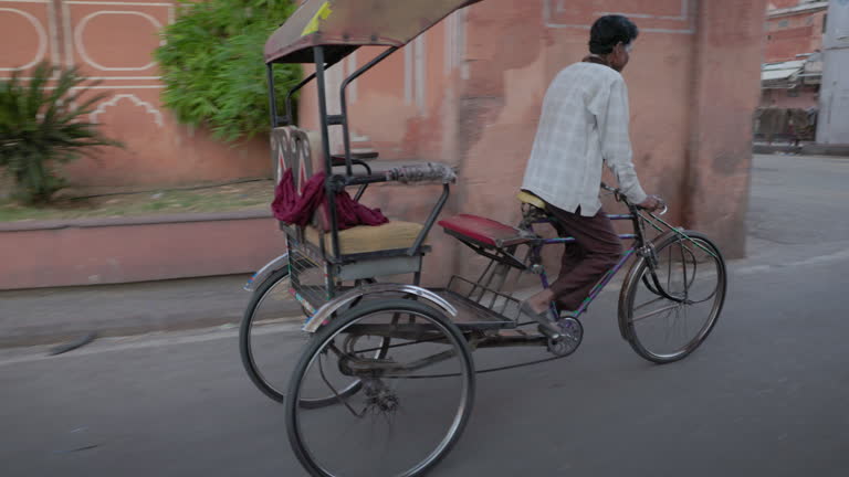 Cycle Ricksha 182 Cycle Rickshaw Drivers Stock Videos, Footage, & 4K Video Clips ...