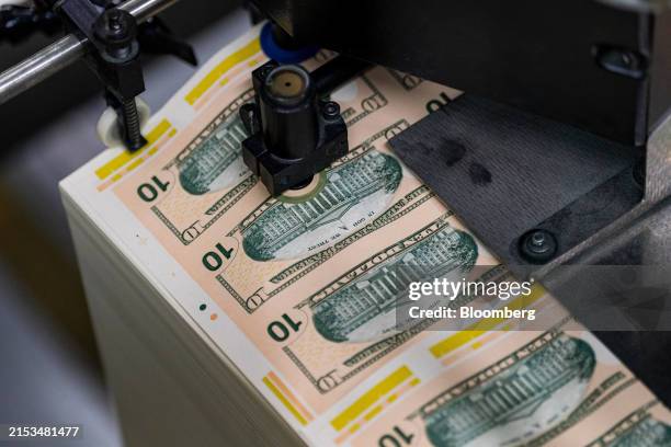 Dollar Notes Machine 351 Money Printing Machine Stock Photos, High-Res Pictures, and Images ...
