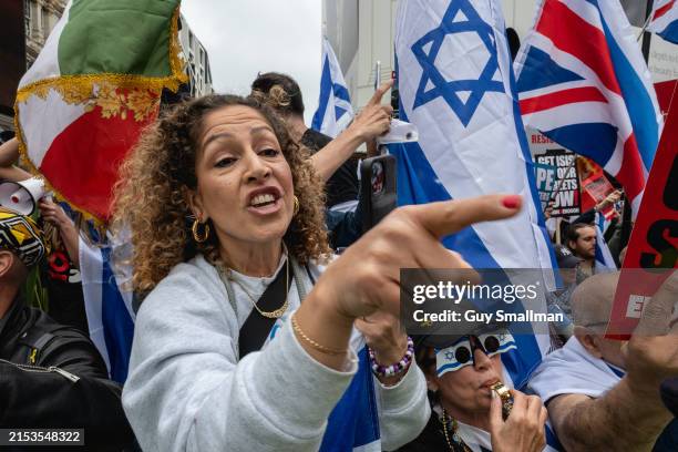 Small Size Protest 25,309 Small Demo Stock Photos, High-Res Pictures, and Images - Getty ...