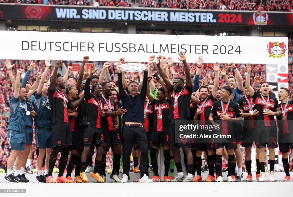 Bayer 04 Leverkusen v FC Augsburg - Bundesliga