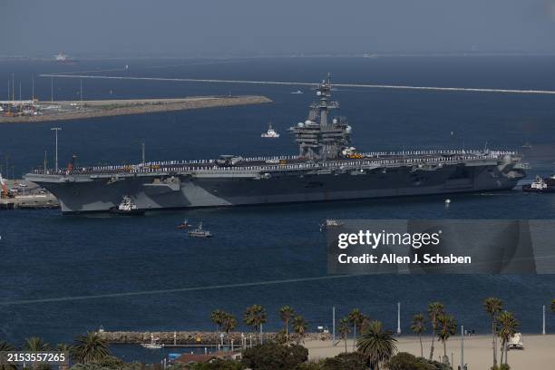 106 Manning The Rails Stock Photos, High-Res Pictures, and Images ...