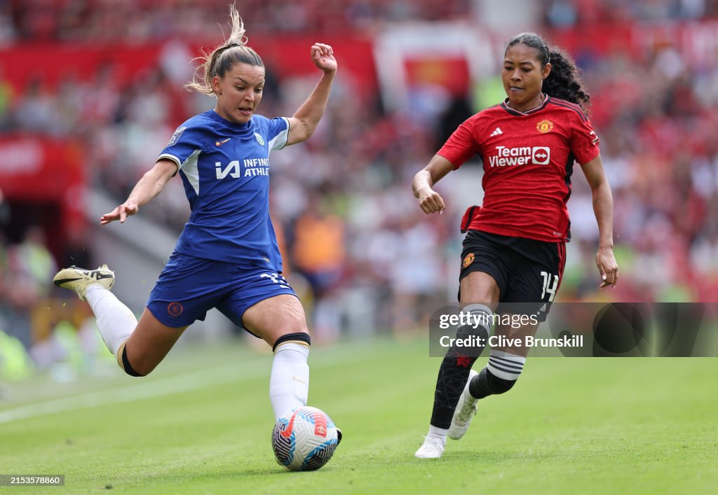 Manchester United v Chelsea FC - Barclays Women´s Super League