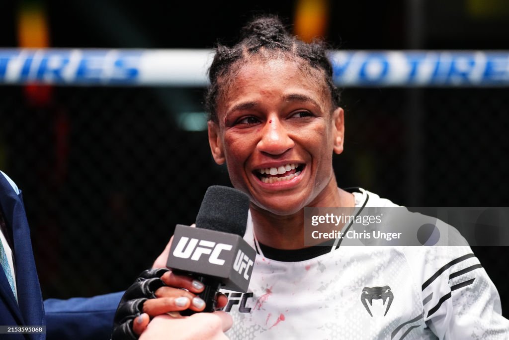 UFC Fight Night: Pinheiro v Hill