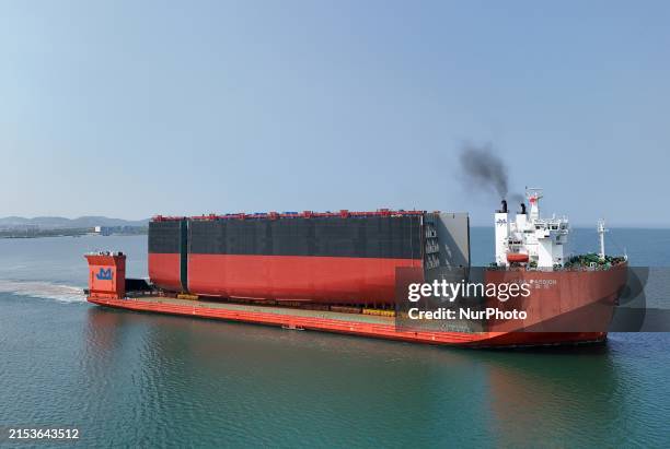 Semi Sub 1,025 Semi Submersible Stock Photos, High-Res Pictures, and Images ...
