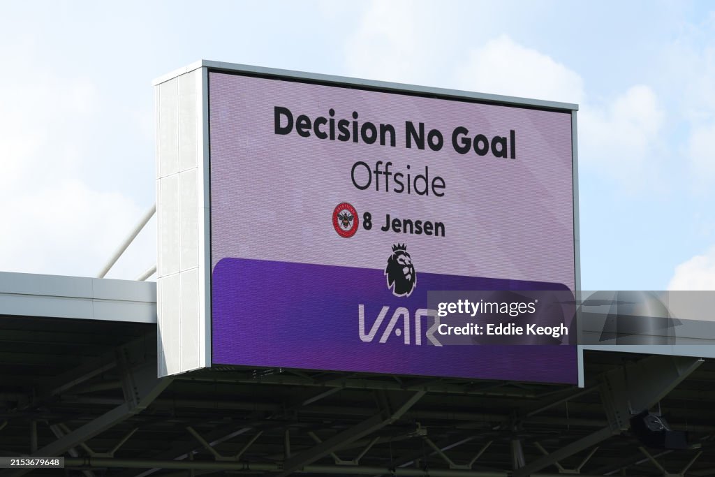 Brentford FC v Newcastle United - Premier League