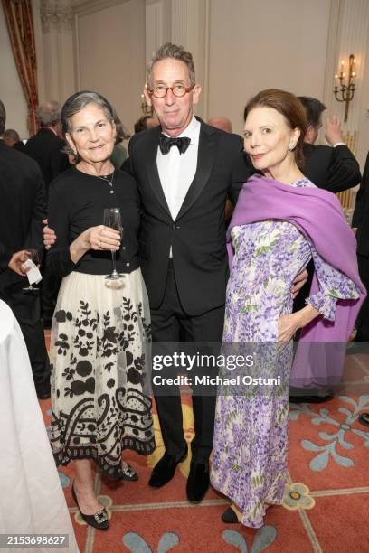 Deborah Rau Arthur Ross Photos and Premium High Res Pictures - Getty Images