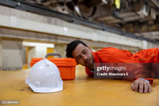 Emergency Engineer 2,622 Emergency Response Workplace Stock Photos, High-Res Pictures, and ...