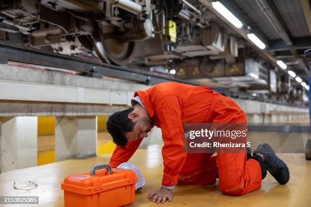 Worksite Fails 372 Workplace Safety Fail Stock Photos, High-Res Pictures, and Images ...