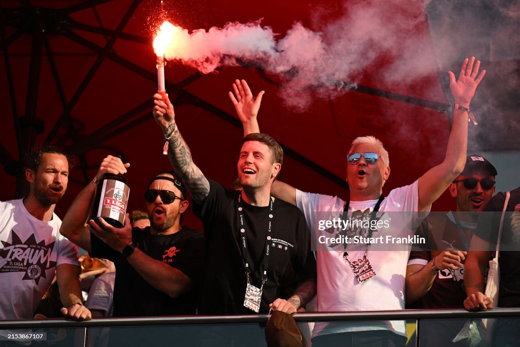 St. Pauli Championship Party