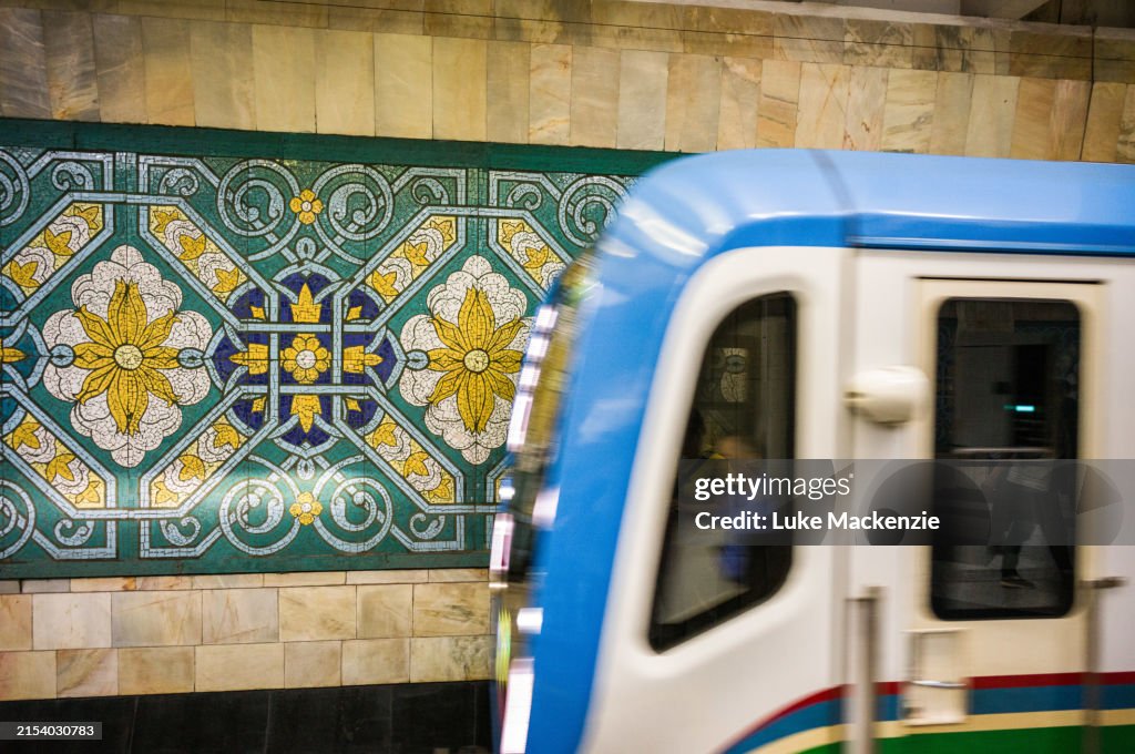 Pakhtakor Station, Tashkent