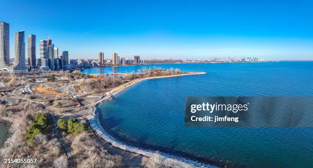 the view of humber bay shores skyline from waters of lake ontario, toronto, canada - etobicoke bildbanksfoton och bilder