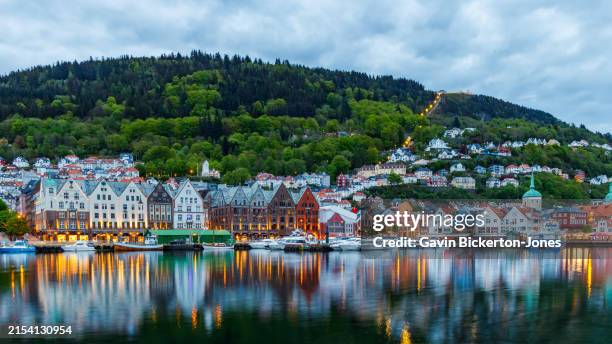 bergen harbour - bergen bildbanksfoton och bilder