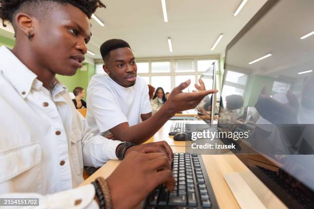 Computer Lab Students Coding 947 Hands On Computer Lab Stock Photos, High-Res Pictures, and Images ...