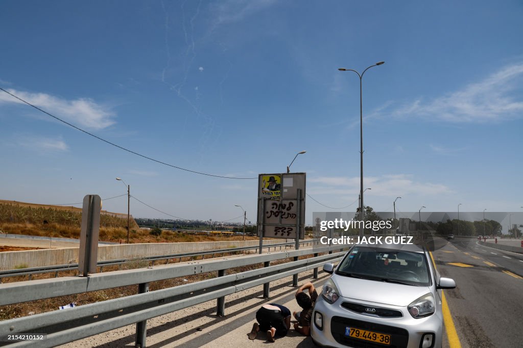 TOPSHOT-ISRAEL-PALESTINIAN-CONFLICT