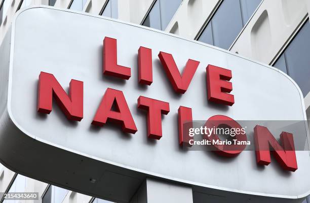 Line Nation Live Nation Live Photos and Premium High Res Pictures - Getty Images