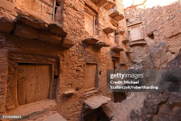 agadir tasguent, fortified collective granary located above the moroccan village of amzrou, anti-atlas, morocco, north africa, africa - getreidespeicher stock-fotos und bilder