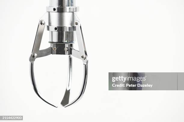 arcade grabber with copy space - pinça utensílio de servir - fotografias e filmes do acervo