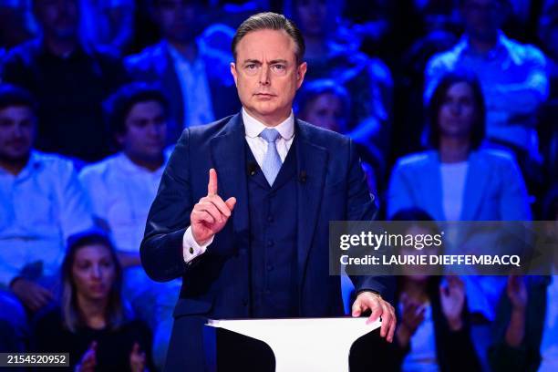 Chairman Bart De Wever speaks during the broadcast of Le Grand Duel Magnette - De Wever , at the VTM television studio in Vilvoorde, on May 28, 2024....