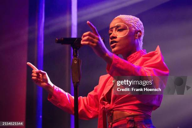 161 Iniko Photos & High Res Pictures - Getty Images