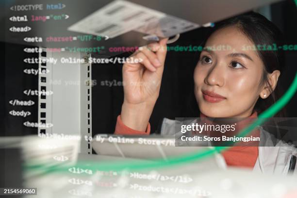 Blonde Computer Network Program 1,125 Network Administration Stock Photos, High-Res Pictures, and ...