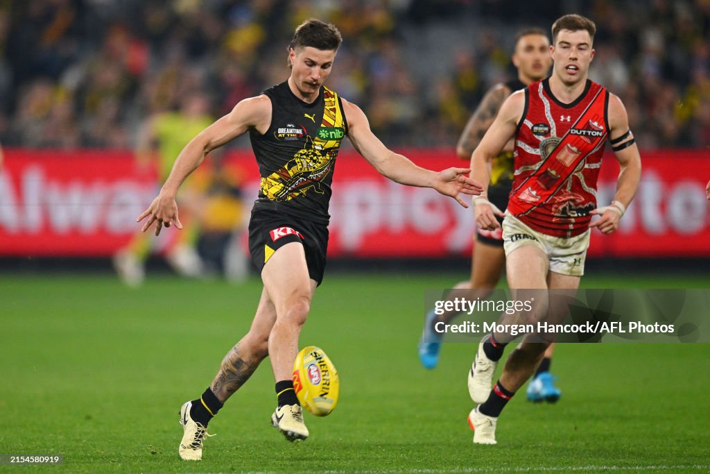 AFL Rd 11 - Richmond v Essendon