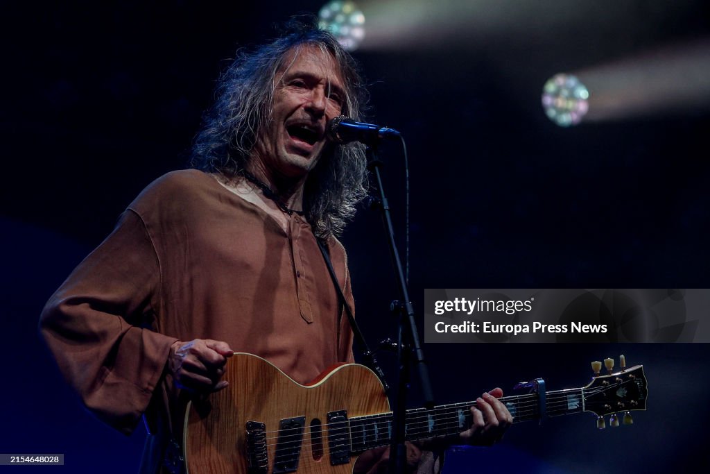 Funeral Robe Iniesta The singer Roberto Iniesta, 'Robe', during a concert at the Miguel ...