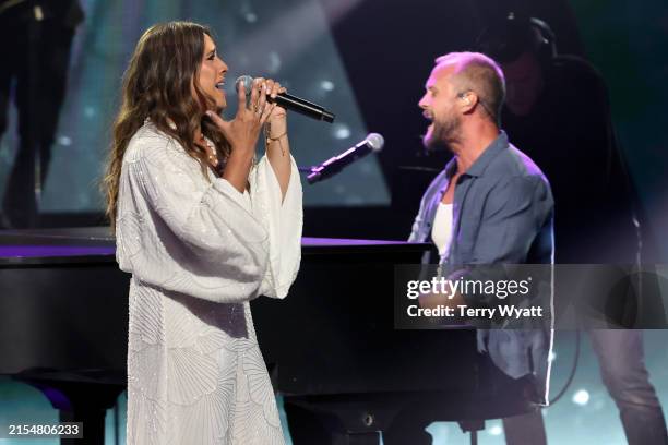 Andrew Ripa 54 Rachael Lampa Stock Photos, High-Res Pictures, and Images - Getty Images