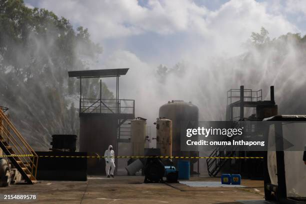hazmat rescue, preparation advanced operational training chemical spill accident rescue in petrochemical plants - emergency planning stock pictures, royalty-free photos & images