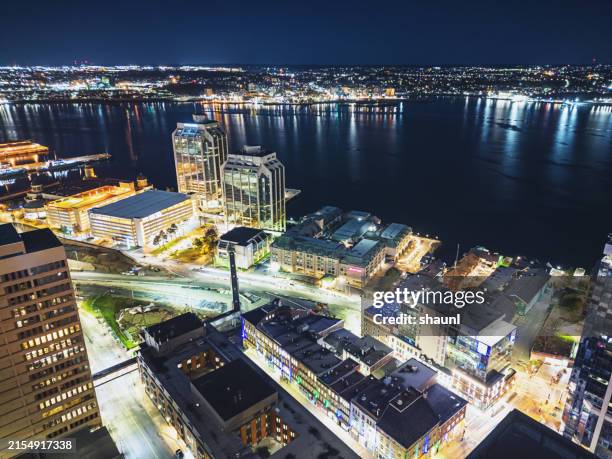 der innenstadt von halifax - halifax nova scotia stock-fotos und bilder