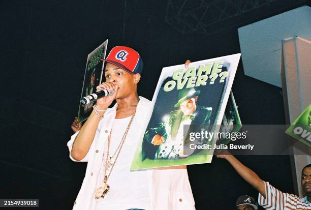 Flip Side Rapper Rip 31 Rapper Beef Stock Photos, High-Res Pictures, and Images - Getty Images
