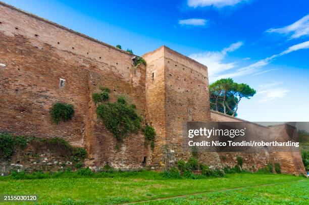 roman aurelian walls (mura aureliane), unesco world heritage site, rome, latium (lazio), italy, europe - aurelian walls stock pictures, royalty-free photos & images