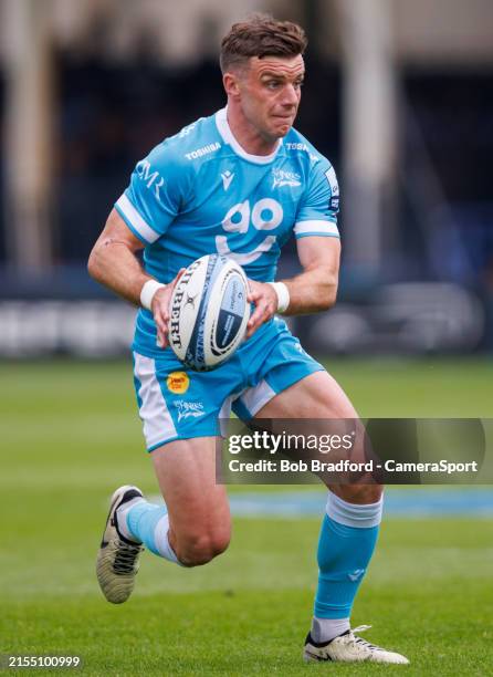 George Slicker Rugby 49,081 Sale Sharks Rugby Team Stock Photos, High-Res Pictures, and ...