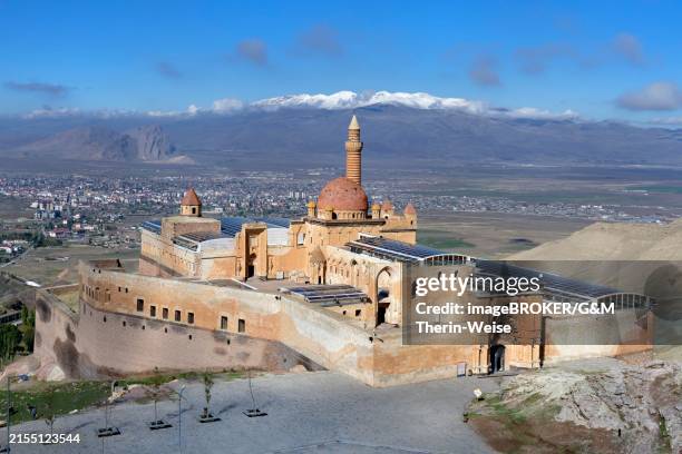 ishak pasha palace, dogubayazit, turkey, asia - eastern anatolia stock pictures, royalty-free photos & images