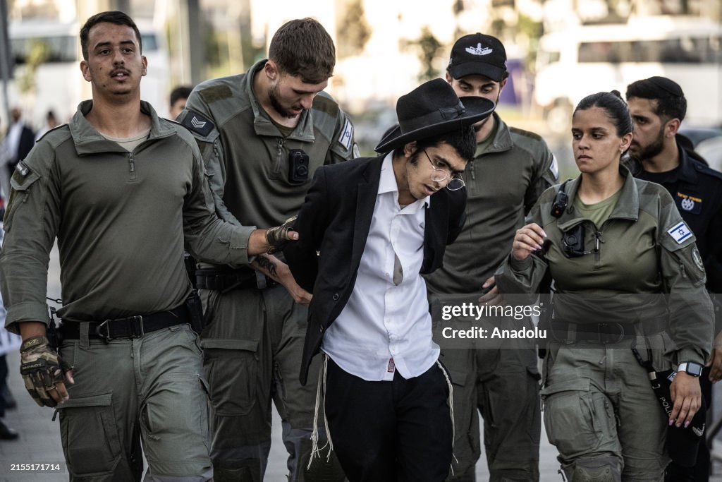 Hundreds of Ultra-Orthodox Jews protest conscription bill in Jerusalem