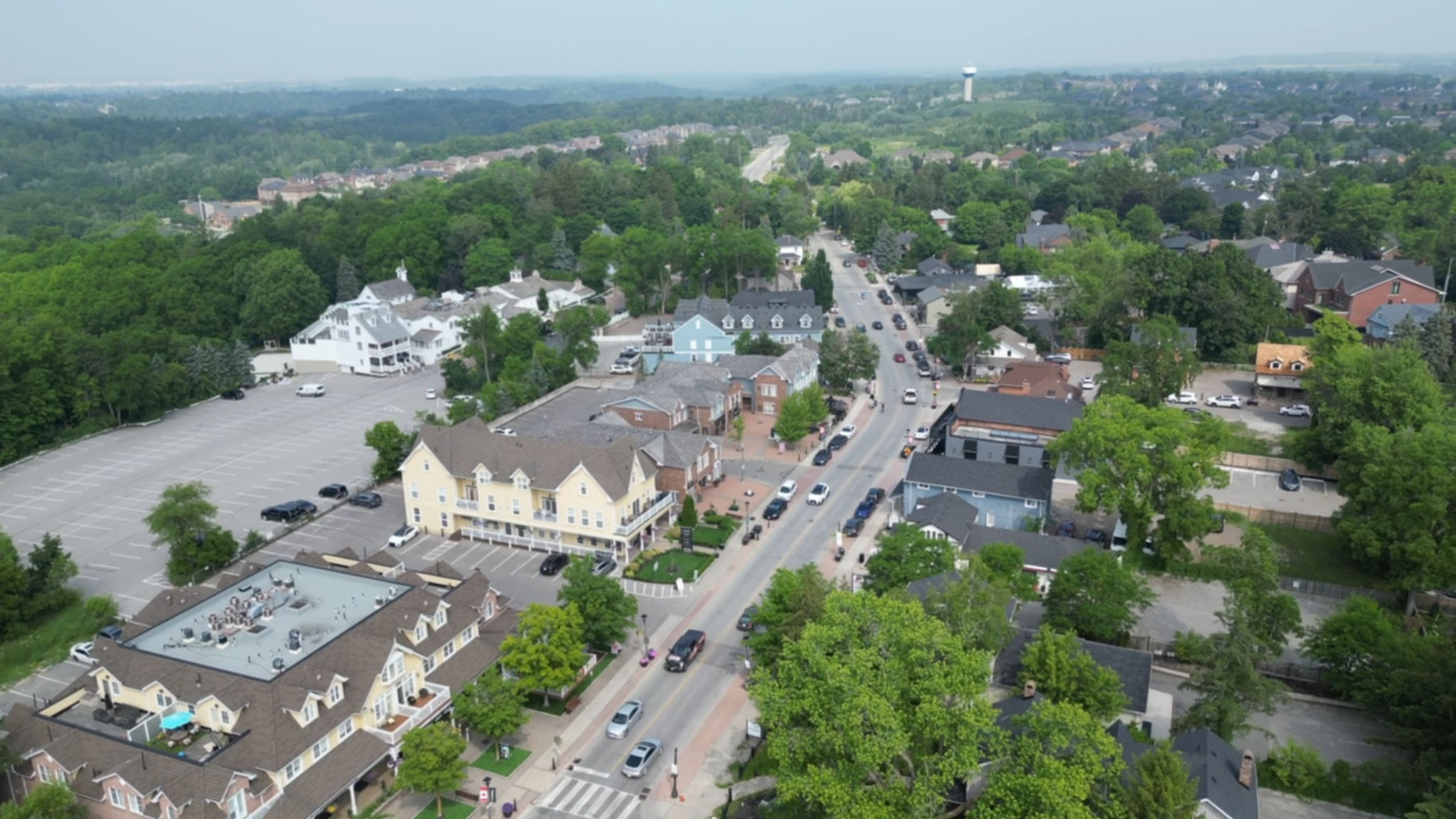 Zionsville town