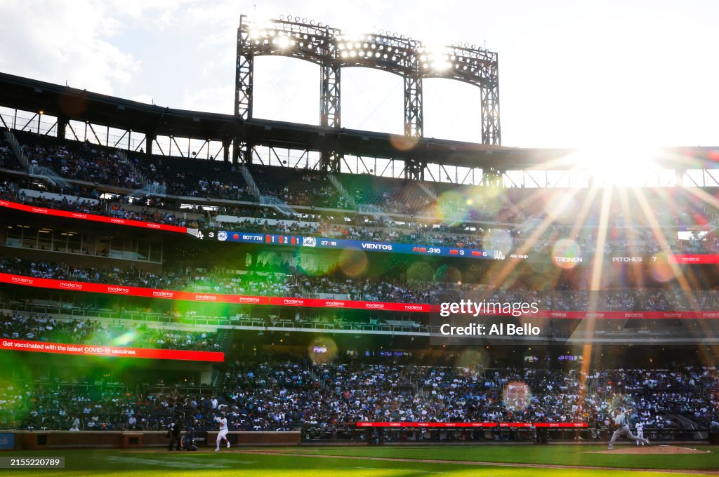 Los Angeles Dodgers v New York Mets