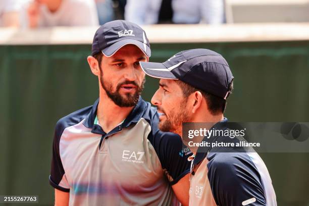 June 2024, France, Paris: Tennis: Grand Slam/ATP Tour - French Open, doubles, men, 2nd round. Arevalo/Pavic - Krawietz/Pütz . Mate Pavic and Marcelo...